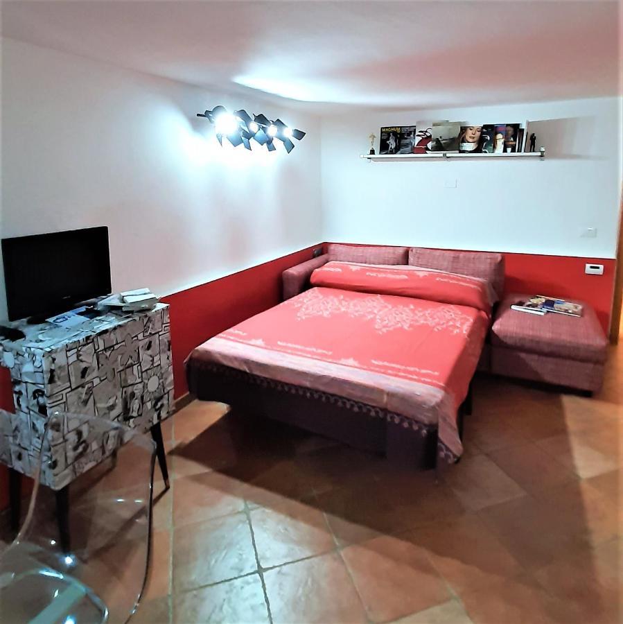 Movie Star Apartment With Garden Florence Ngoại thất bức ảnh